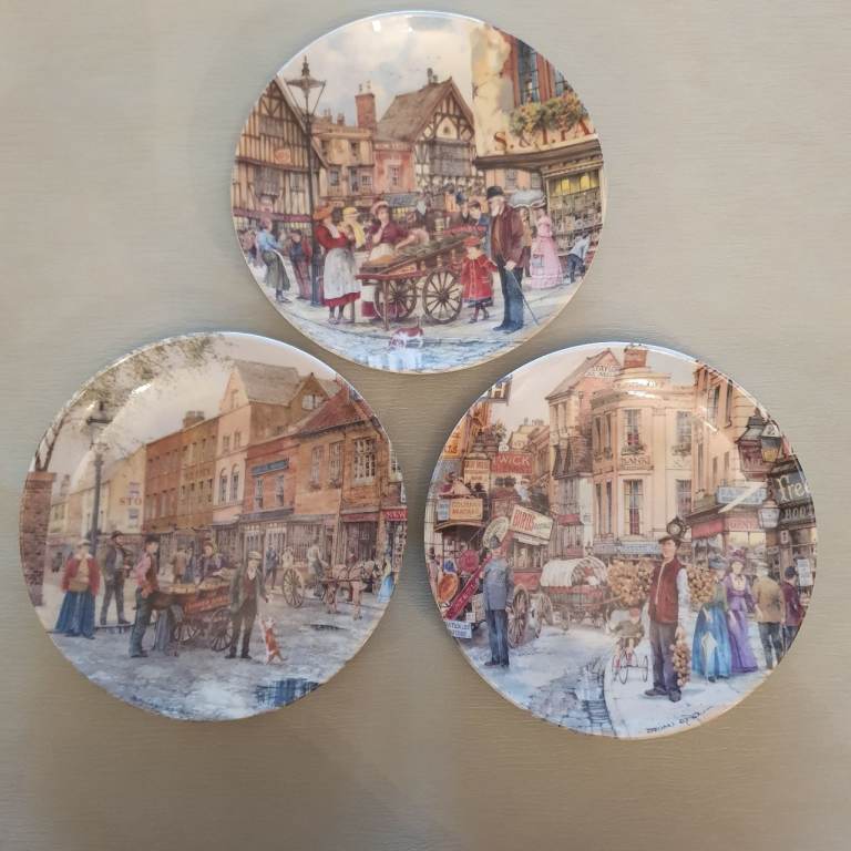 Set of 3 Davenport Pottery 'Cries of London' Limited Edition Plates