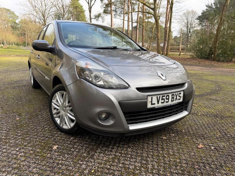 2009 Renault Clio 1.6 VVT Initiale TomTom Auto Euro 4 5dr HATCHBACK Petrol Automatic