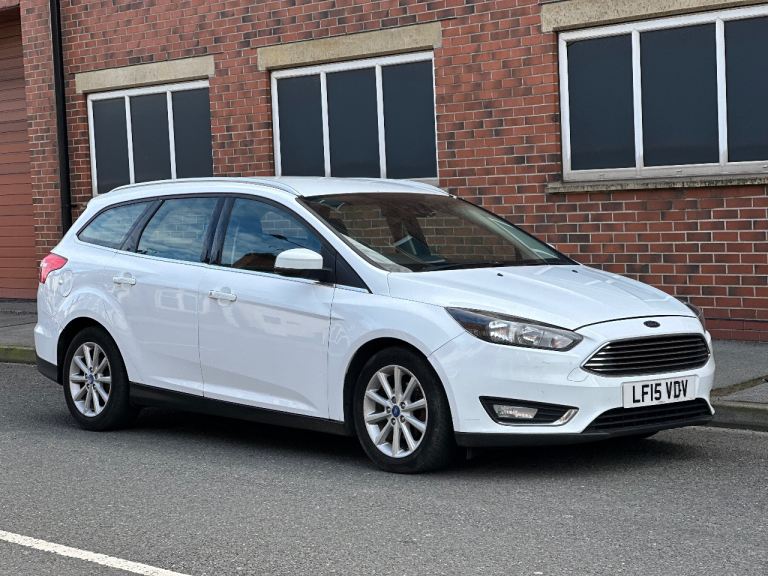Ford, FOCUS, Hatchback, 2015, Manual, 1560 (cc), 5 doors