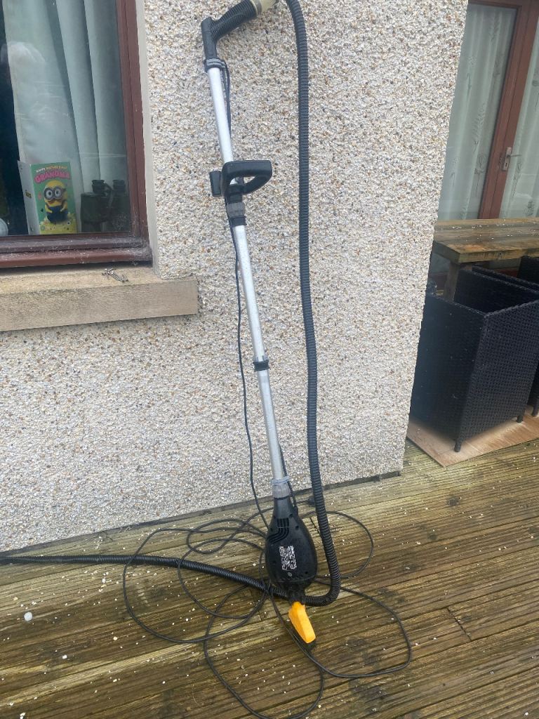 Pond vacuum 