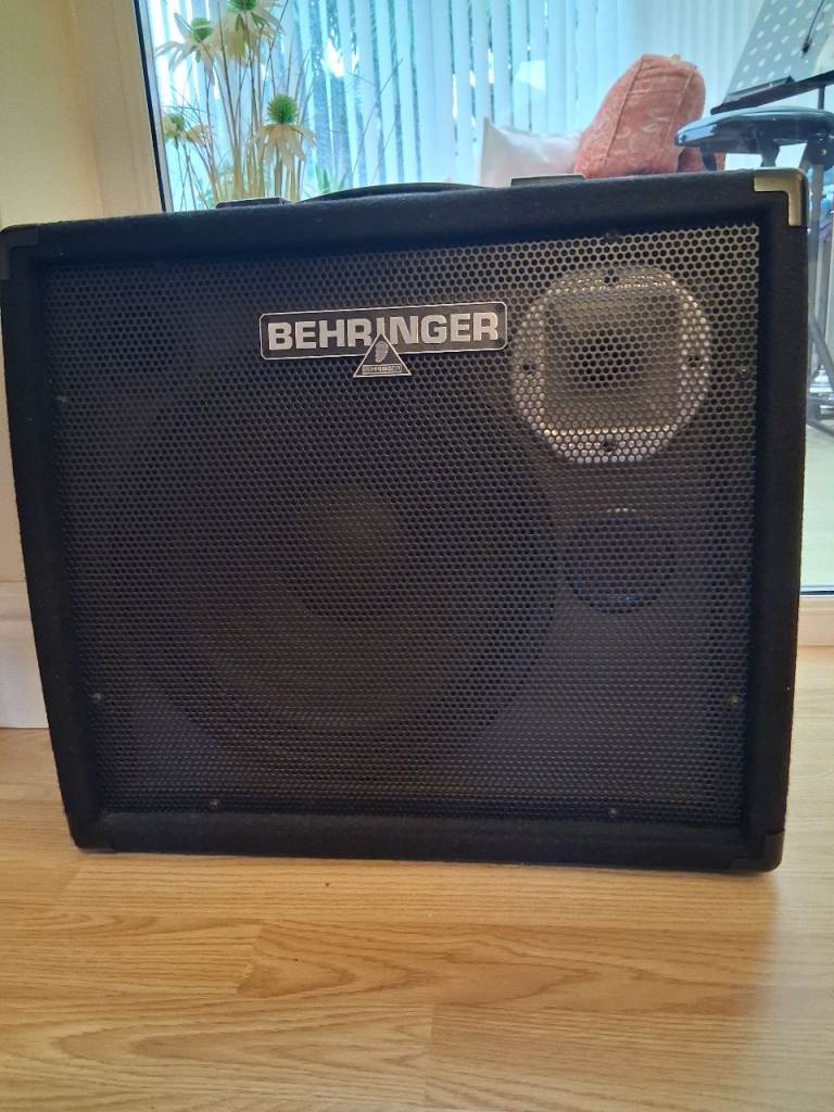  Behringer Ultratone K1800FX is a 4 channel, 180 watt portable keyboard amplifier/PA System