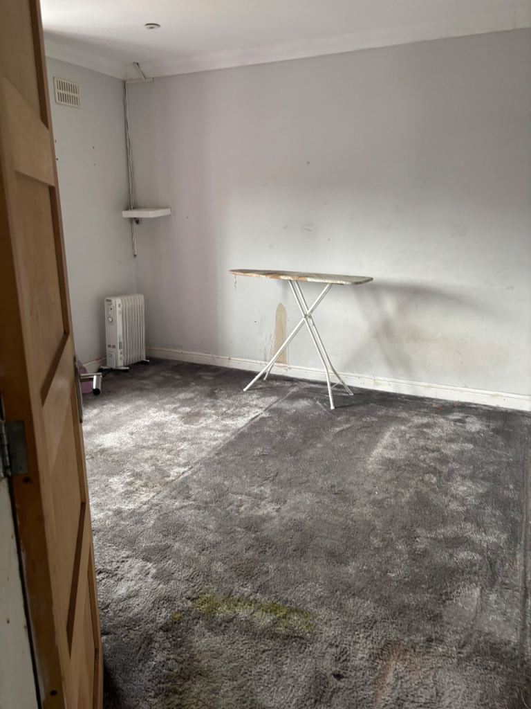 Large bedroom 