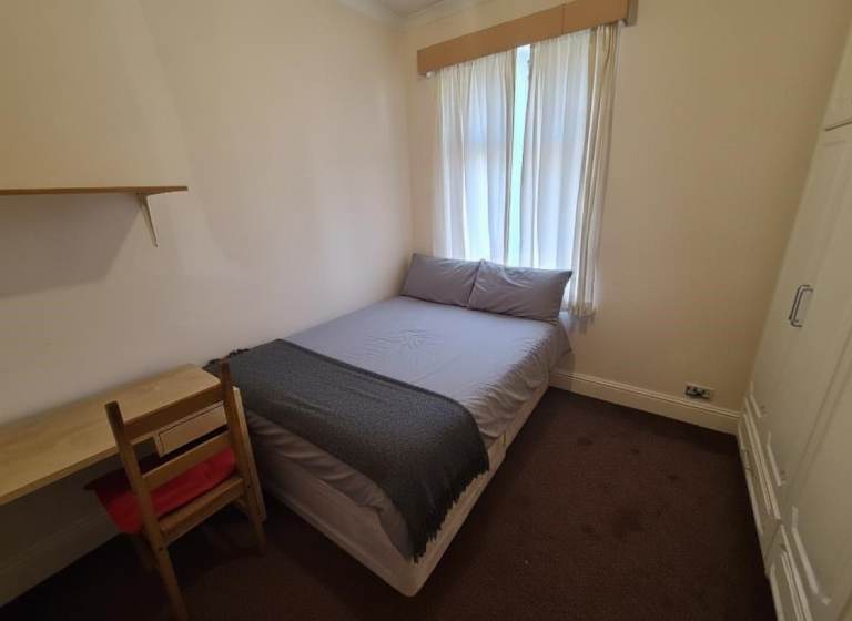 Avail ASAP-Double Room All Bills Included-Didsbury-M20