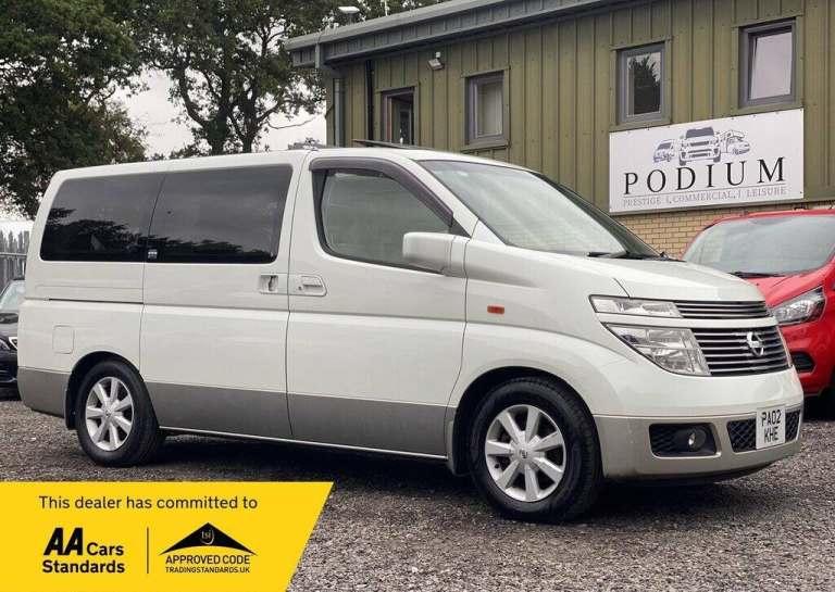 2017 Nissan Elgrand 3.5 CAMPER SINK-STOVE-TOWBAR-FRIDGE-CAMERA-TV Coach Built GAS Automatic