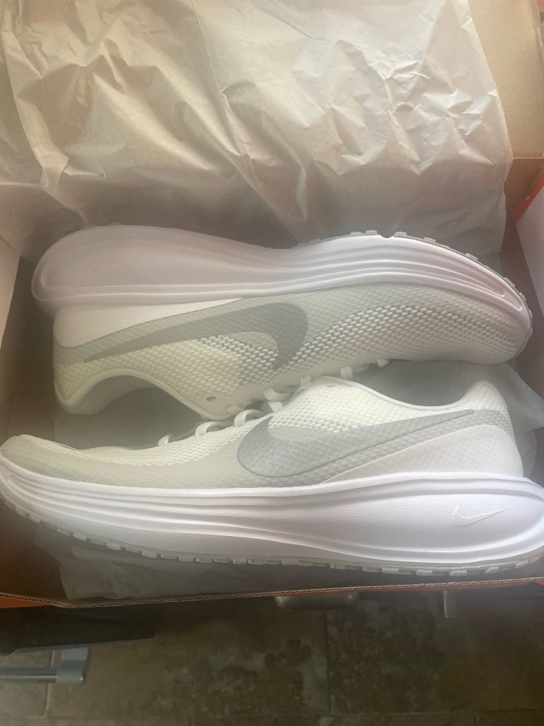 New Nike Trainers – White, Unworn in Box