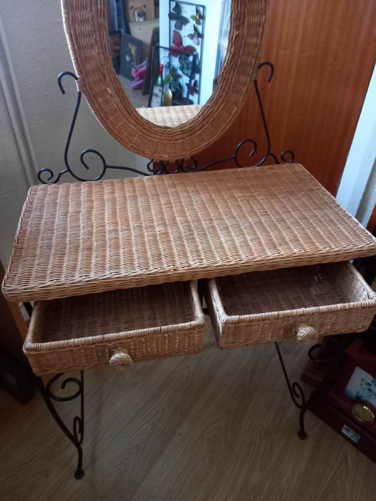Rattan and iron vanity set