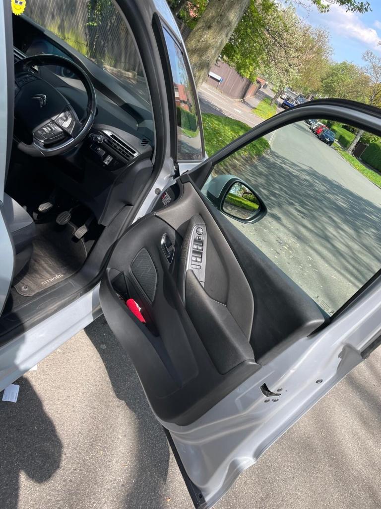 Low Milage road tax 20£