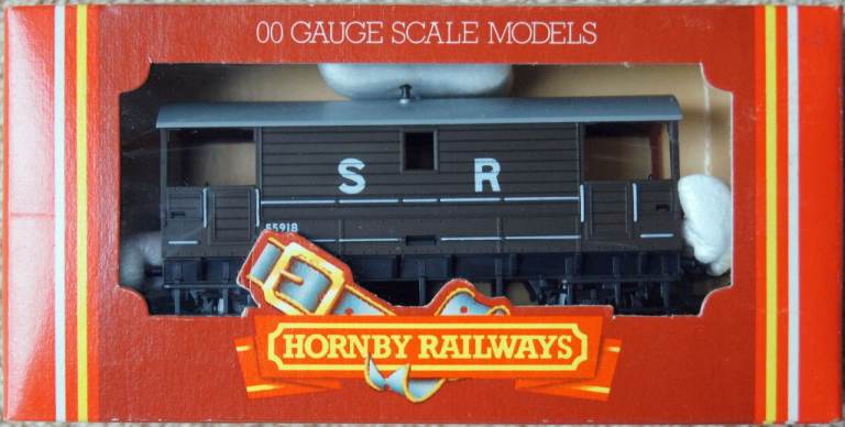 Hornby Railways R029 S.R. 20 Ton Goods Brake Van 55918