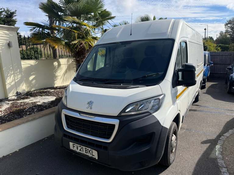 2021 Peugeot Boxer 2.2 BlueHDi H2 Professional Van 140ps PANEL VAN Diesel Manual