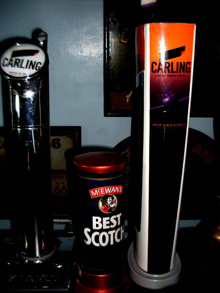 BUILDING YOUR HOME BAR??? - ESSENTIAL ITEMS FOR PUB SHEDS, MAN CAVES & WOMAN CAVES