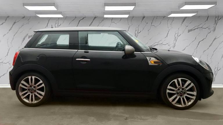 2018 MINI Hatch 1.5 Cooper Seven Hatchback 3dr Petrol Manual Euro 6 (s/s) (136 ps) Hatchback Petr...