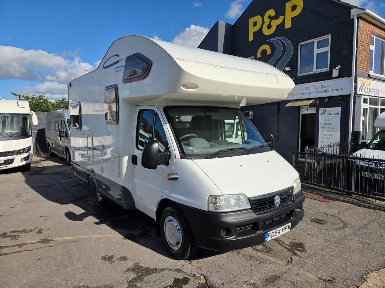 Lunar Champ A520 2005 LUNAR CHAMP A520 4 BERTH REAR U SHAPED LOUNGE O... 2005/54