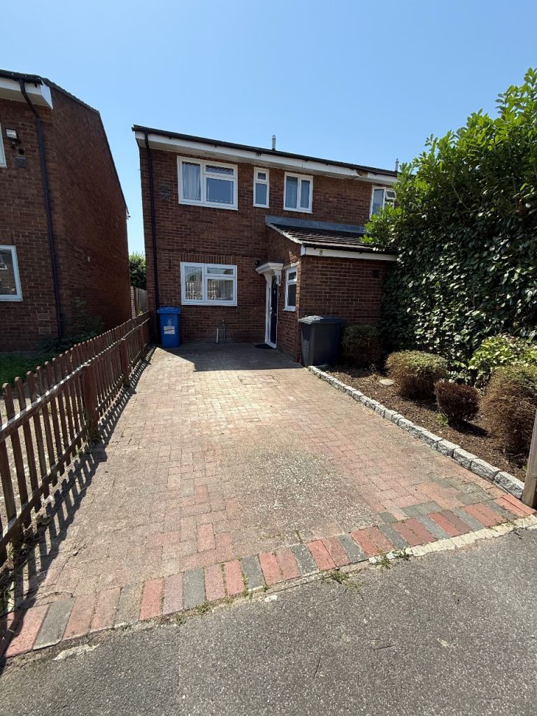 House for Rent in Datchet
