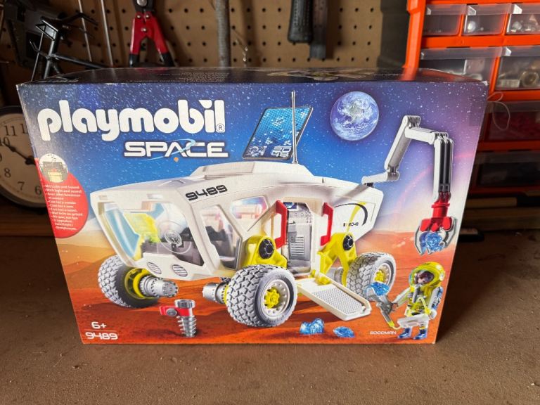 Playmobil 9489 Space Mars Mission Research Vehicle with interchangable Attachments