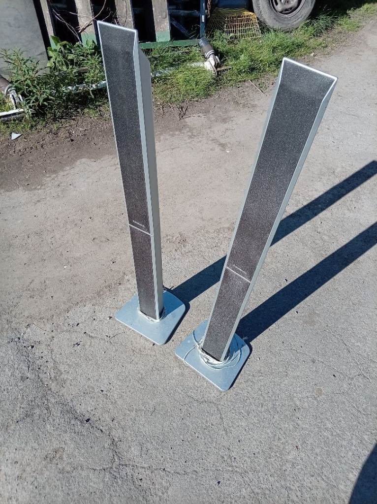 Panasonic speakers matching pair 