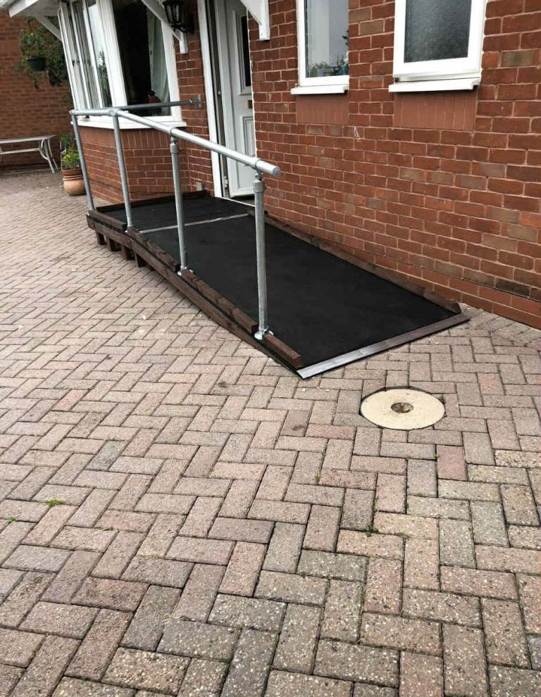 wheelchair/mobility scooter ramp