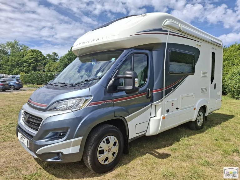 Auto-Trail Tracker EKS