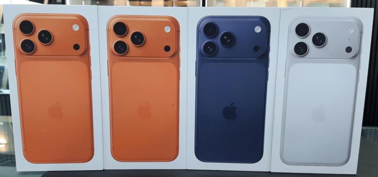 iPhone 17 Pro Max BRAND NEW BOX ONE YEAR OFFICIAL WARRANTY 