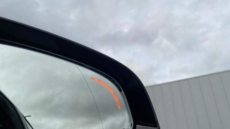 2024 Volvo V90 2.0h T8 18.8kWh Ultra Estate 5dr Petrol Plug-in Hybrid Auto AWD Euro 6 (s/s ESTATE...