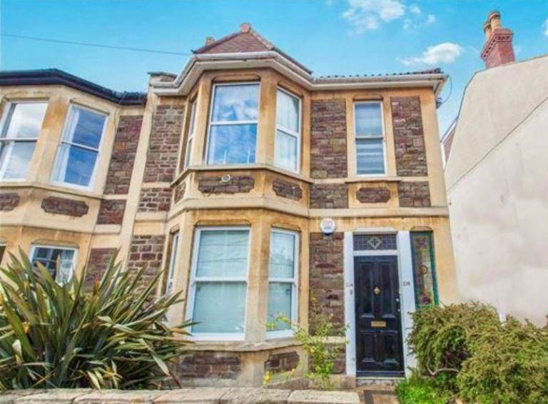Superb 1 Bedroom Flat on first floor of a spacious period property in Bishopston.