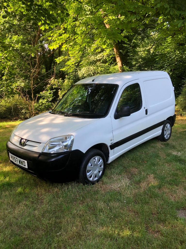Peugeot Partner van / basic camper van