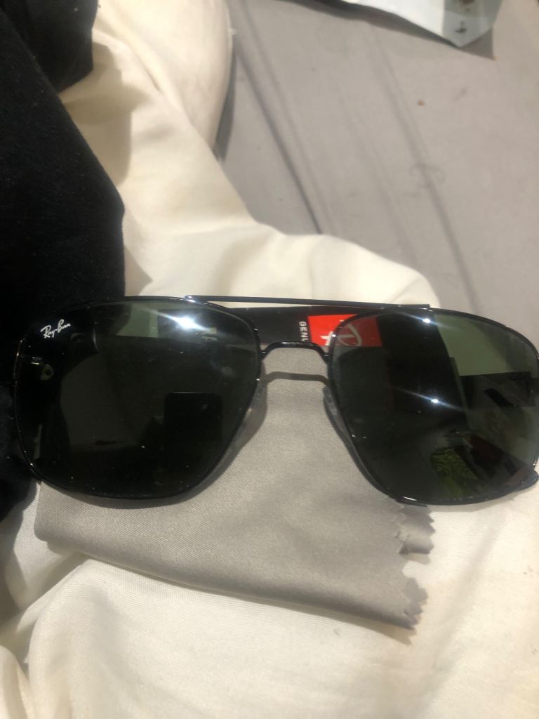 Ray-bans sunglasses 