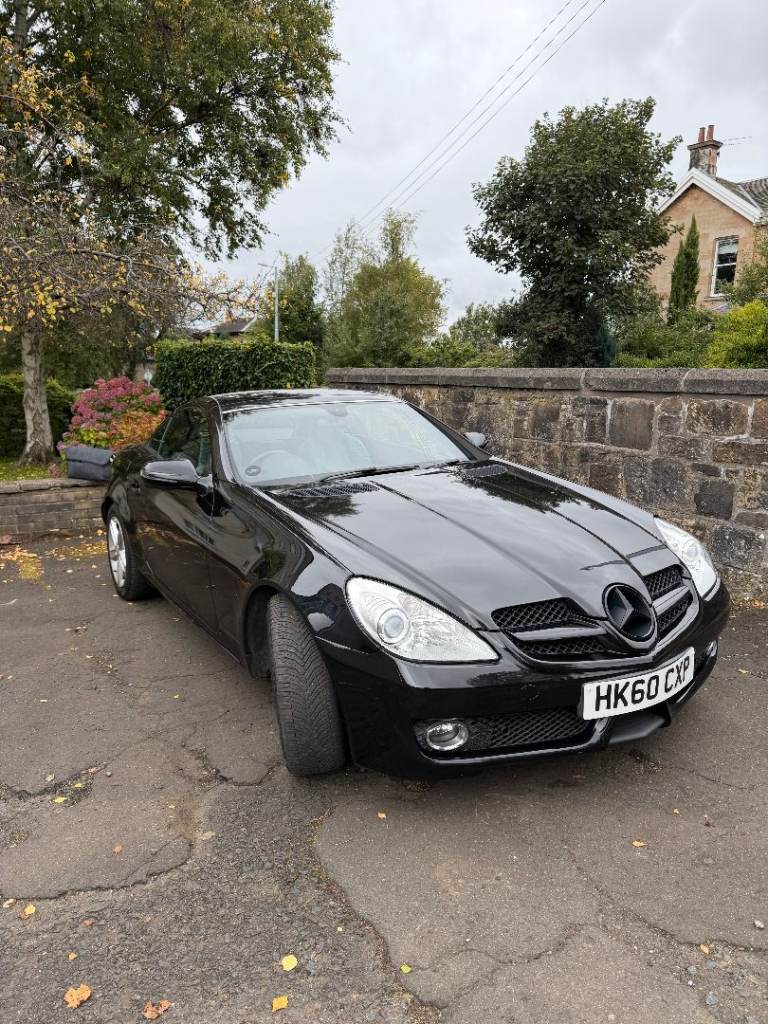 Mercedes-Benz SLK 200 Kompressor Auto Convertible | 2010 | Black | 73,800 Miles
