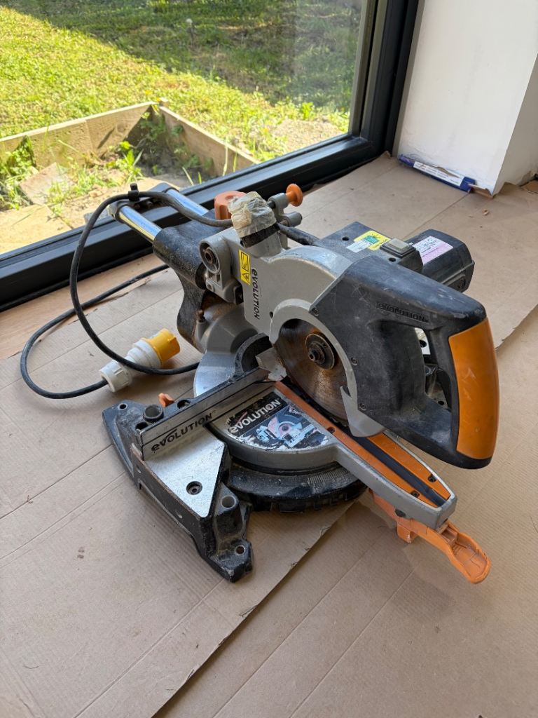 Evolution miter saw