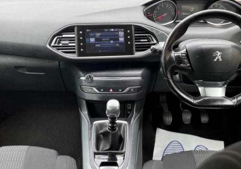2016 Peugeot 308 1.2 PureTech 130 Allure 5dr HATCHBACK PETROL Manual