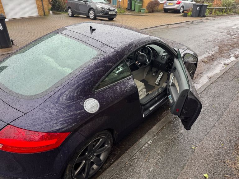 Audi, TT, Coupe, 2010, Manual, 1984 (cc), 2 doors