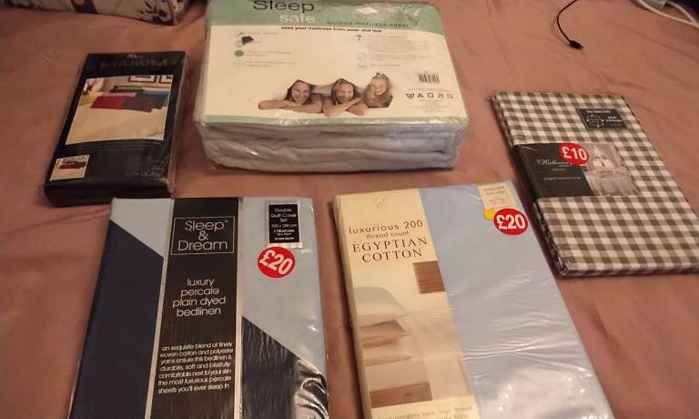 2 double quilt set bundle 5 Items New 