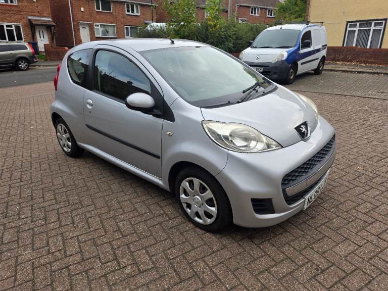 Peugeot, 107, Hatchback, 2009, Manual, 998 (cc), 3 doors
