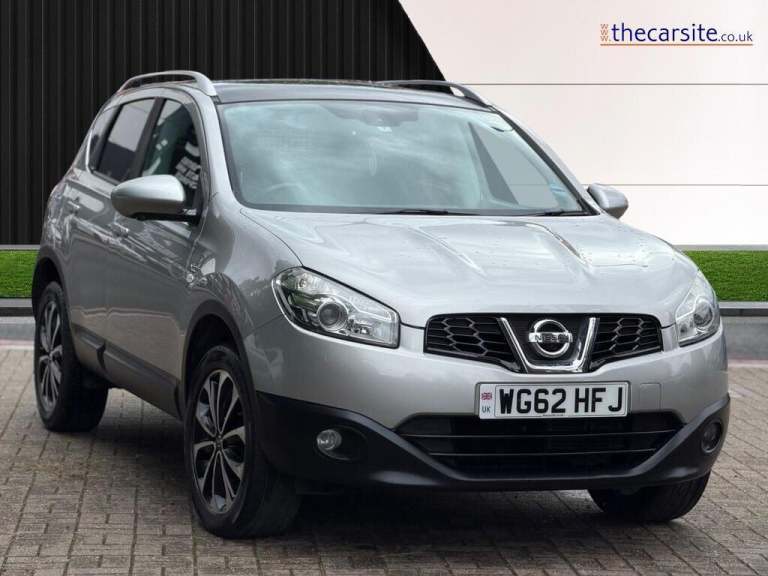 2013 Nissan Qashqai 1.6 n-tec+ CVT 2WD Euro 5 5dr HATCHBACK Petrol Automatic