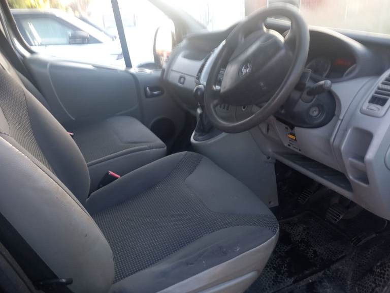 Vauxhall, VIVARO, LWB diesel 