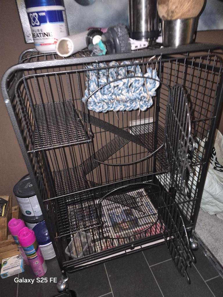 Pet cage