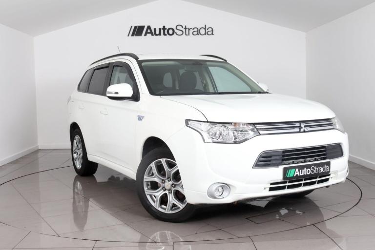 2014 Mitsubishi Outlander 2.0h 12kWh GX3h CVT 4WD Euro 5 (s/s) 5dr ESTATE Petrol/Electric Hybrid ...