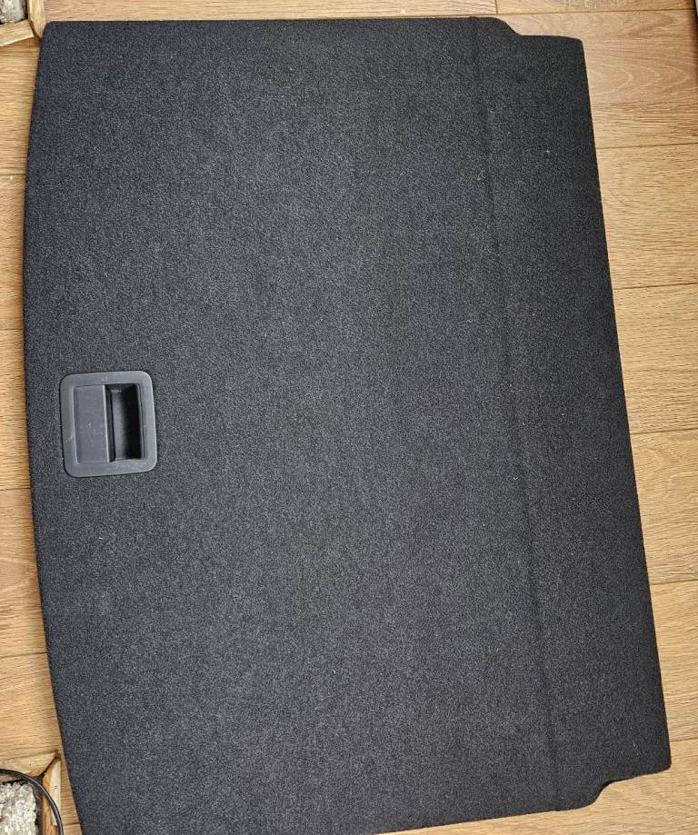 Golf GTD parcel shelf 