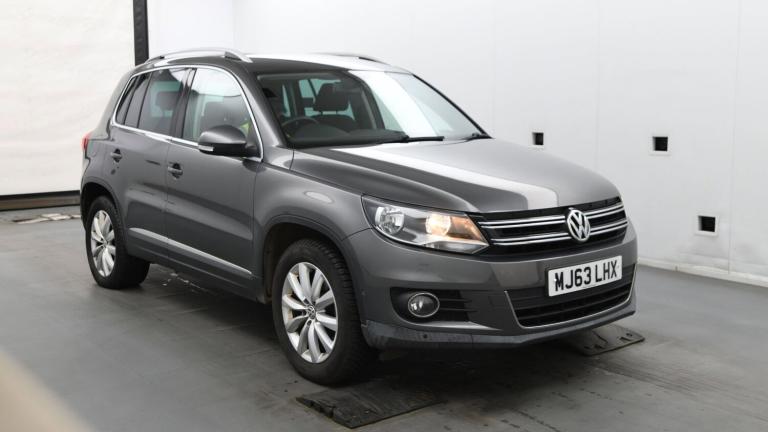 2013 Volkswagen Tiguan 2.0 TDI BlueMotion Tech Match SUV 5dr Diesel DSG 4WD Euro 5 (s/s) (140 ps)...