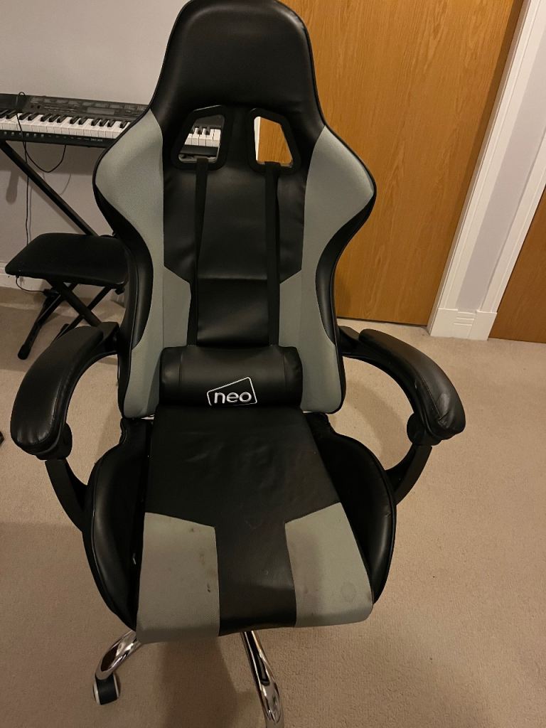 Gaming chair