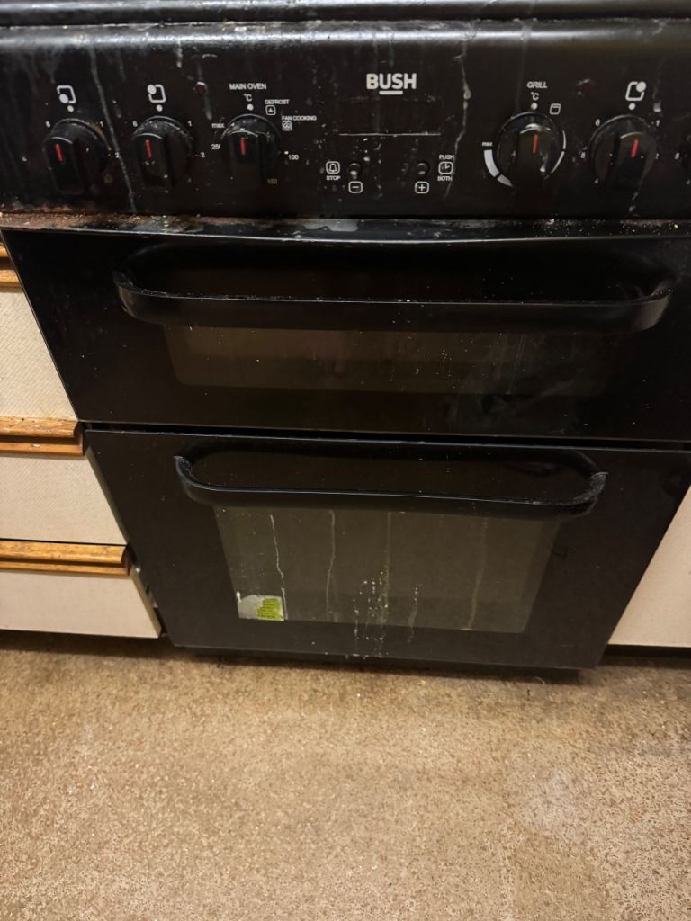 Bush Double Oven Cooker – Black, Fair Condition free to collect asap