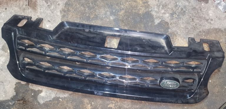 Range Rover Front Bumper Grille 2016