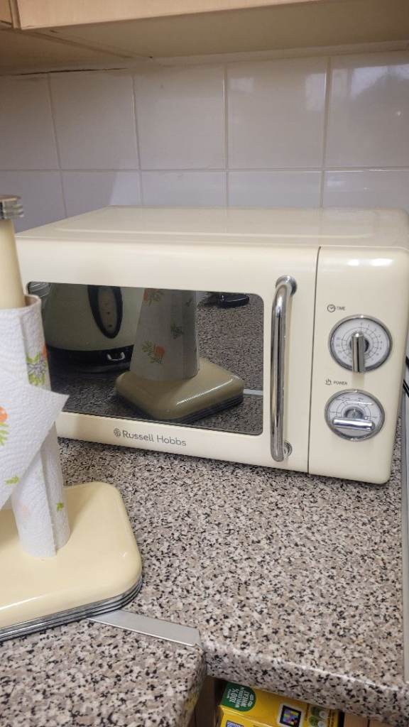 Russell hobbs Microwave oven with kettle and Toaster set