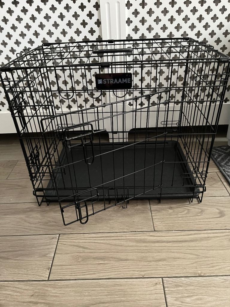 Small double door crate