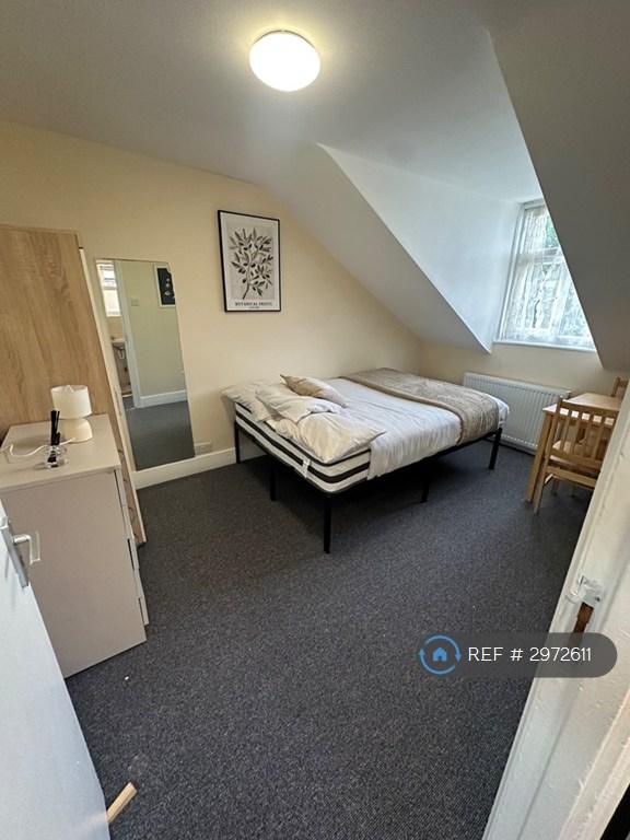 1 bedroom flat in Philip Lane, London, N15 (1 bed) (#2972611)
