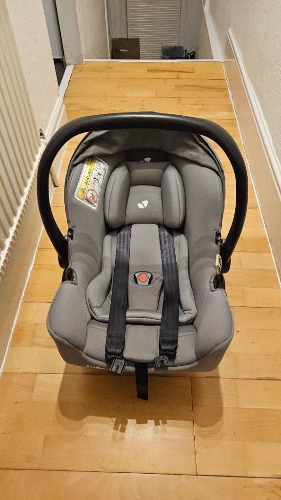 Very good used Joie 3-in-1 Baby Travel System