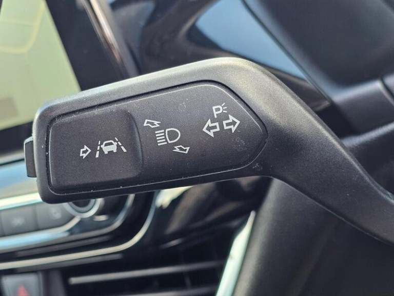 2018 Ford Fiesta 1.1 Ti-VCT Zetec Euro 6 (s/s) 5dr HATCHBACK Petrol Manual