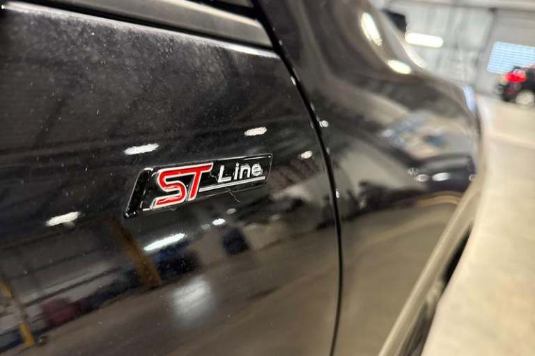 2023 Ford Kuga 2.5 PHEV Black Package Edition 5dr CVT HATCHBACK PETROL/ELECTRIC Automatic