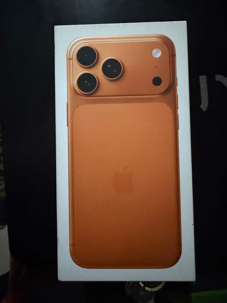 Apple iPhone 17 Pro Max 256 GB Cosmic Orange Sealed Unlocked and Unopened