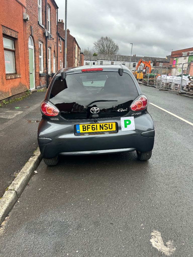 Toyota, AYGO, Hatchback, 2011, Semi-Auto, 998 (cc), 5 doors