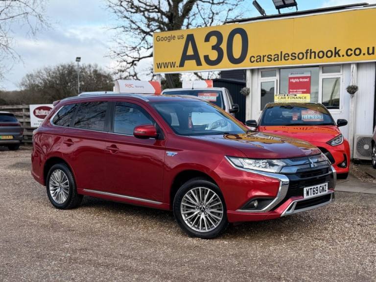 2020 Mitsubishi Outlander 2.4h TwinMotor 13.8kWh Dynamic CVT 4WD Euro 6 (s/s) 5dr ESTATE PETROL/E...
